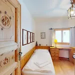 Abitaziun Gianda Verda D8 *
