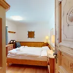 Abitaziun Gianda Verda D8 Daire