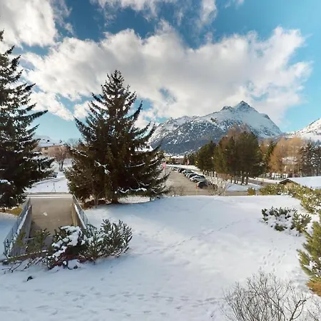 Apartmán Abitaziun Gianda Verda D8 Surlej